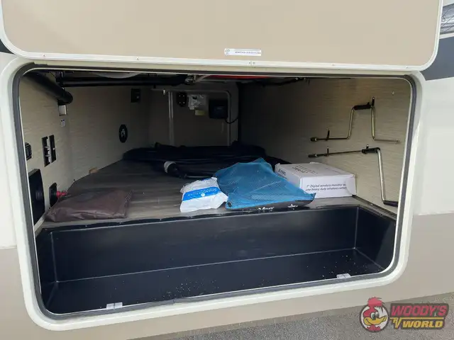 2018 PALOMINO RV COLUMBUS 298RL in Travel Trailers & Campers in Edmonton - Image 7