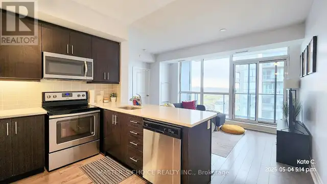 2002 - 15 ZORRA STREET Toronto (Islington-City Centre West), Ont63006662589313124