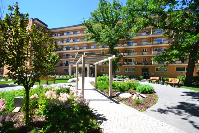 Modern 2-Bed w/ Balcony!