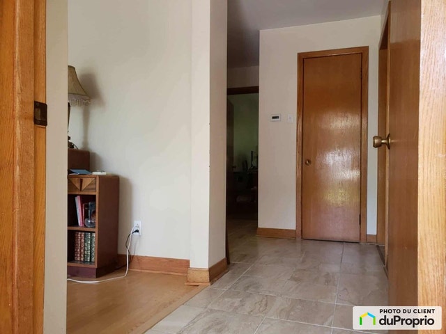 $729,000 - Bungalow for sale in Ahuntsic / Cartierville — photo 2
