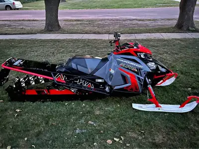 APPLY NOW: https://www.ridecollective.ca/get-pre-approved The 2021 ARCTIC CAT M 8000 MOUNTAIN CAT AL...