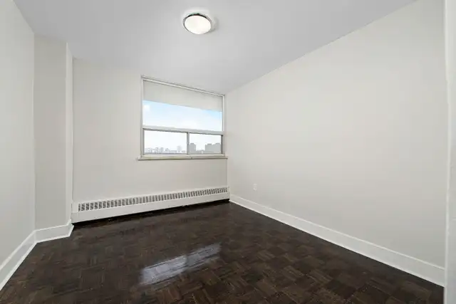 1 Bedroom Apartment for Rent - 79 Thorncliffe Park Dr in Long Term Rentals in Markham / York Region - Image 8