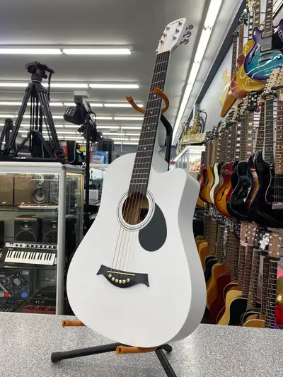 Lankro A10 Acoustic Guitar, View more