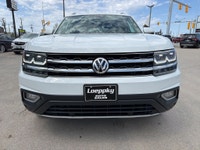 2018 Volkswagen Atlas Highline AWD Luxury • Space • Performance Experience premium comfort and versa... (image 7)