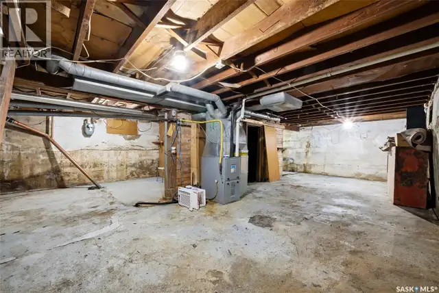 304 Main STREET Avonlea, Saskatchewan in Houses for Sale in Moose Jaw - Image 29