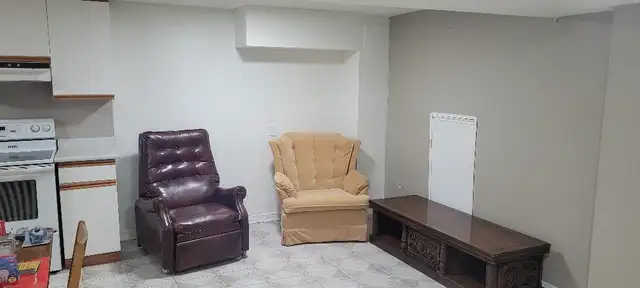 Vaughan Share Basement Apartment in Room Rentals & Roommates in Markham / York Region - Image 4