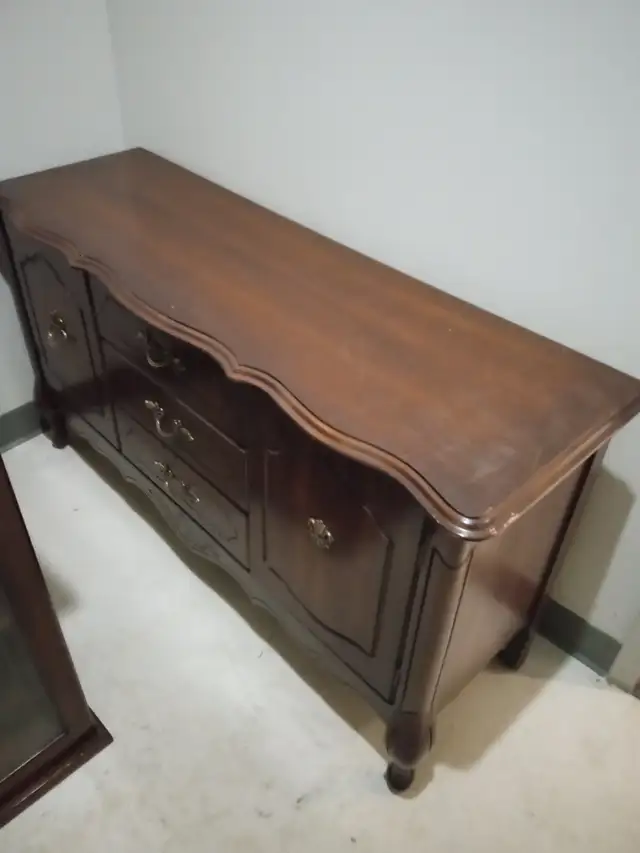 Solid Wood Armoire With Glass Cabinets63782627141505121