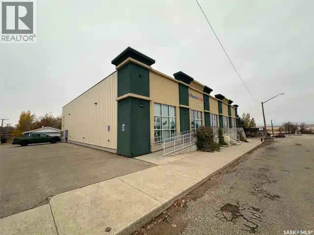 102-124 Main Street Lafleche, Saskatchewan in Commercial & Office Space for Sale in Moose Jaw - Image 5