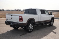TIRES: LT285/60R20E OWL ON-/OFF-ROAD,LOWER TWO-TONE PAINT,220-AMP ALTERNATOR,GVWR: 4 535 KGS (10 000... (image 3)