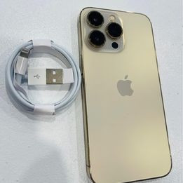 iPhone 13 Pro - LIKE NEW - w/WARRANTY - 128Gb - Unlocked - Gold in Cell Phones in Ottawa