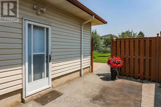 20 HUNTLEY CRESCENT St. Catharines (Carlton/Bunting), Ontario62854412609922123