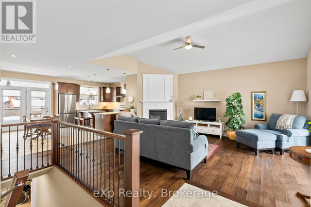 127 DOUG'S CRESCENT Wellington North (Mount Forest), Ontario in Houses for Sale in Stratford - Image 3