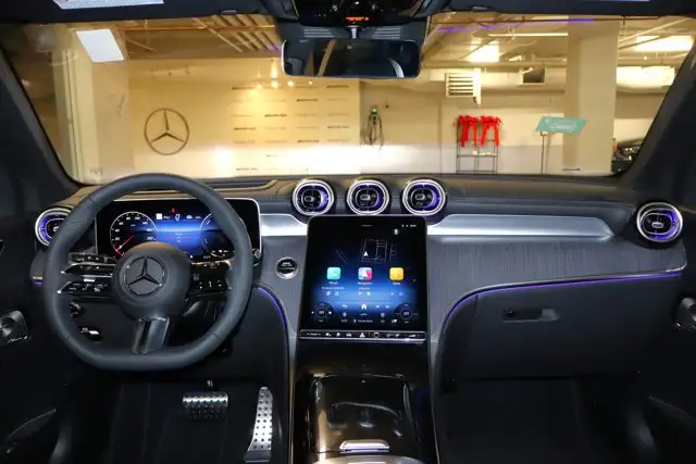 2026 Mercedes-Benz GLC GLC 350e 4MATIC SUV in Cars & Trucks in Edmonton - Image 14