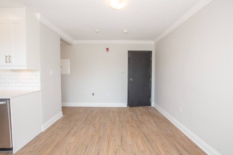 81 Empire St, Welland (10) - 2 Bedroom Apartment 5