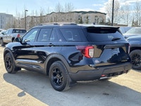 AMVIC Licensed Dealer * Twin Panel Moonroof * 360 Degree Camera * Steel Skid Plates * Activex Seatin... (image 5)