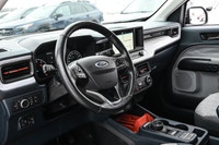 Nouvel Arrivage! La Ford Maverick XLT 2022 est une camionnette compacte polyvalente qui s’adapte bie... (image 7)