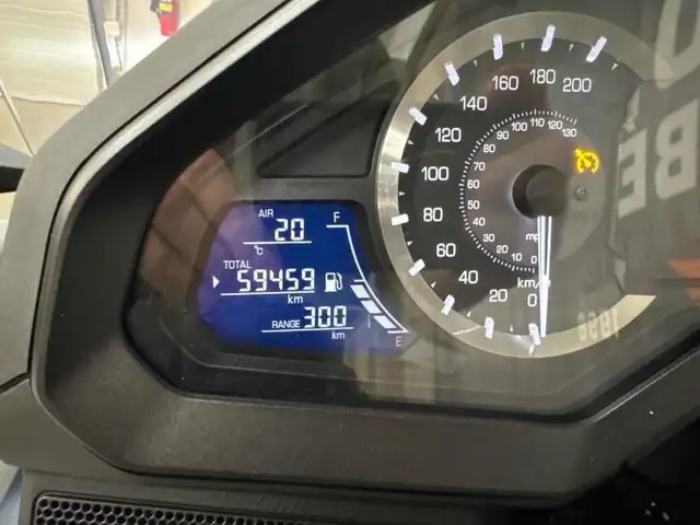 2022 Honda GL1800 Goldwing in Sport Touring in Drummondville - Image 13