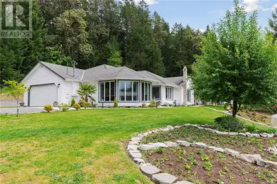 Welcome to this beautifully updated and maintained 3-bedroom, 2-bathroom rancher on a fully usable a...