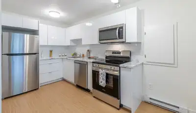 NEWLY RENOVATED ONE BEDROOM $1255. AVAIL JAN 15TH. Woodhaven Drive in Millidgeville Quiet building c...