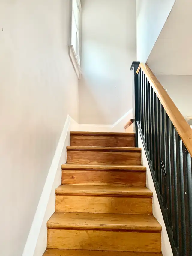 100 Ellerbeck Street - Prime Queen’s student location — close to in Long Term Rentals in Kingston - Image 9