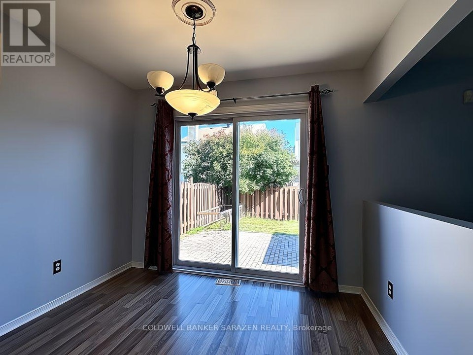 1919 ORCHARDVIEW AVENUE Ottawa, Ontario 5