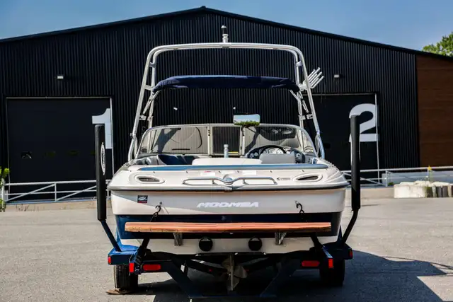 2004 Moomba Outback in Powerboats & Motorboats in Rimouski / Bas-St-Laurent - Image 8