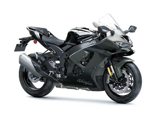 2026 Kawasaki Ninja ZX-10R in Street, Cruisers & Choppers in Hamilton - Image 2