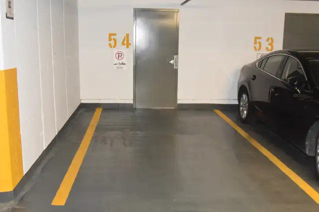 Indoor Parking Centreville, 1239 Drummond62864749020547122