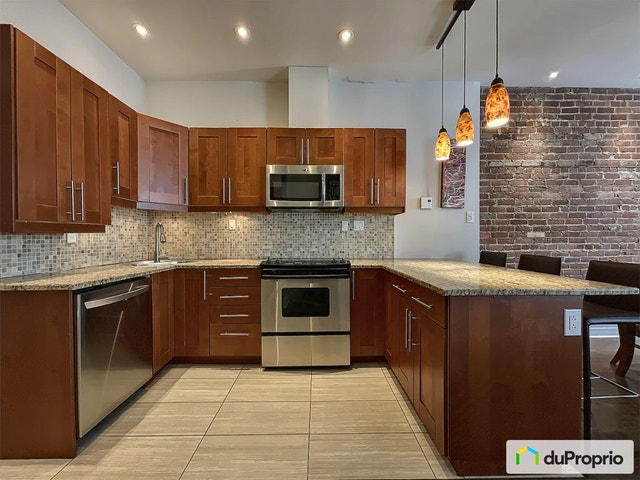 $695,000 - Condominium in Ville-Marie (downtown, old Mtl) — photo 3