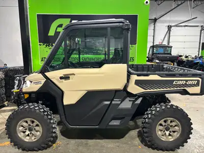 2024 CAN AM DEFENDER HD10 LIMITED You don't have to adjust your screen…….Check out this loaded Defen...