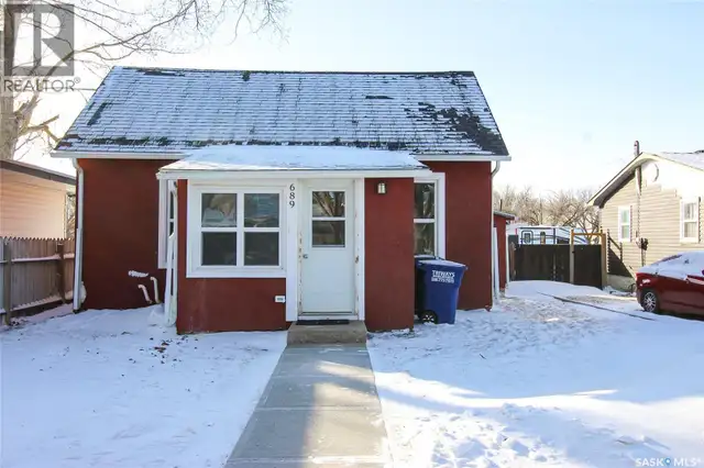 689 2ND STREET W Shaunavon, Saskatchewan in Houses for Sale in Swift Current - Image 2