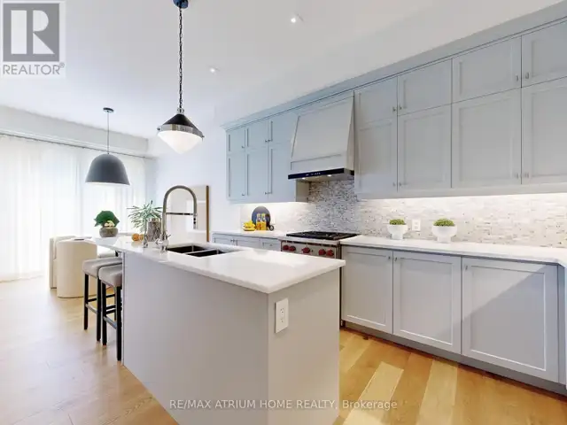 7 ORBIT AVENUE Richmond Hill (Observatory), Ontario in Long Term Rentals in Markham / York Region - Image 11