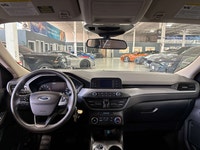 FEATURING : BLIND SPOT ASSIST, MULTI DRIVE MODES, FINISHED IN WHITE ON MATCHING GRAY INTERIOR, BACKU... (image 6)