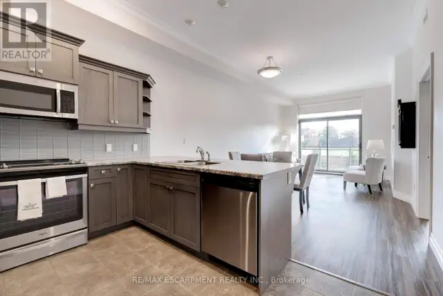 106 - 3290 NEW STREET Burlington (Roseland), Ontario in Houses for Sale in Oakville / Halton Region - Image 10