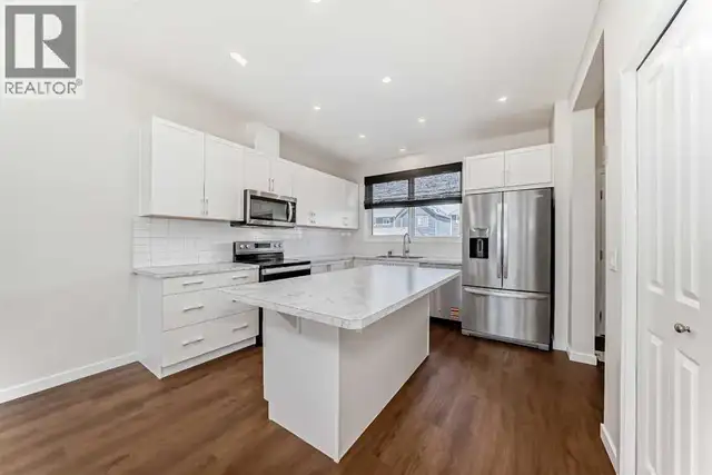 80 Magnolia Way SE Calgary, Alberta in Houses for Sale in Calgary - Image 7