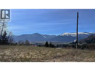 Bordered by a creek and surrounded by mountain, valley and lake views. This is the perfect spot for...