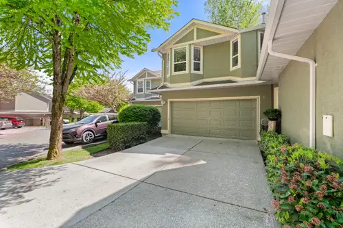 Welcome to your new home at Parc Seville. This exquisite, newly renovated townhouse, offers a perfec...