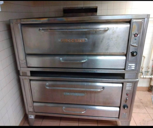 Blodgett Pizza Oven 1048 in Industrial Kitchen Supplies in Markham / York Region