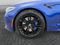This outstanding example of a 2018 BMW M5 CARBON ROOF | 360 CAMERA | HEATED & COOLED MASSAGE SEATS |... (image 8)