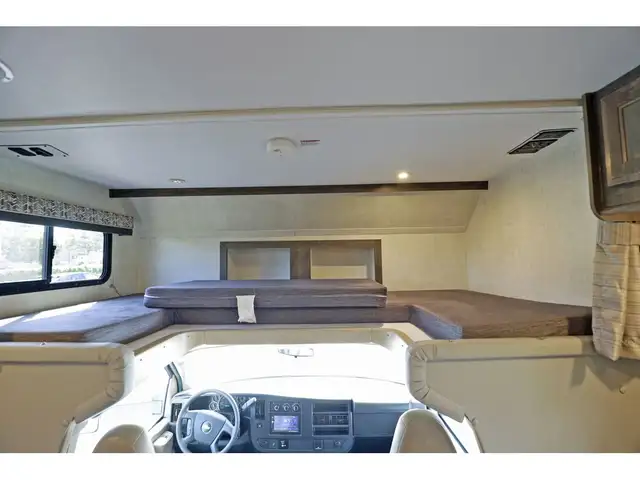 2022 Gulf Stream Conquest 6237 LE 2022 Classe C 24 pieds in RVs & Motorhomes in Laval / North Shore - Image 21