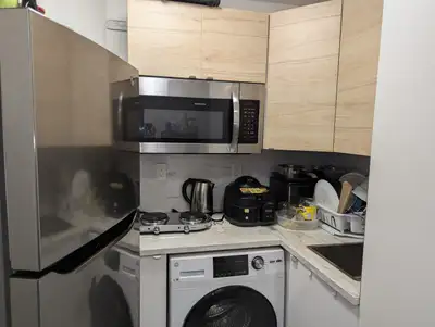 24-068 Bachelor apartment in the West End. UTILITIES INCLUDED