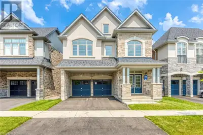 PREMIUM LOT!! Welcome to this never lived in Sundial built 5 bedroom detached home with 4016sqft. of...