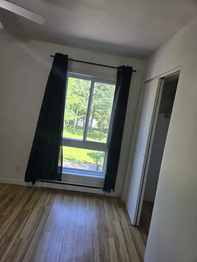 3 1/2 a louer a Joliette in Long Term Rentals in Lanaudière - Image 6