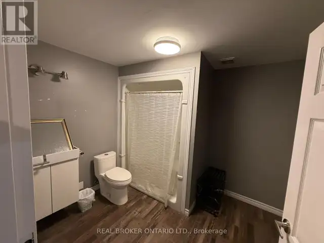 I - 227 BUNTING ROAD St. Catharines (Cushman/Industrial), Ontari in Commercial & Office Space for Rent in St. Catharines - Image 12