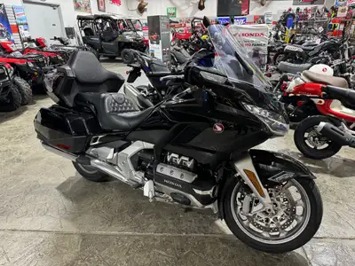 2019 Honda GL1800DK Gold Wing Tour DCT Sport Touring GREAT CONDITION 25,850 KM ASKING $26,995.00 NO...