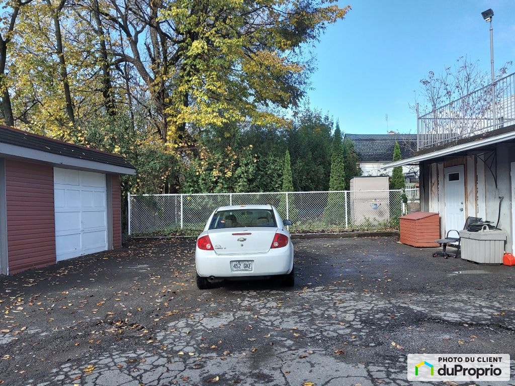 $1,200,000 - Quintuplex for sale in Ste-Therese — photo 3