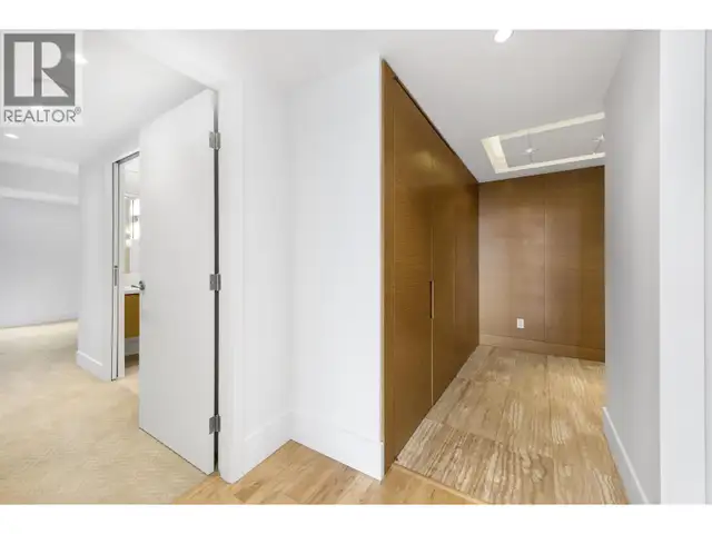 2301 667 HOWE STREET Vancouver, British Columbia in Condos for Sale in Vancouver - Image 32