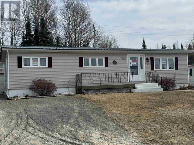 4 Graham DR Manitouwadge, Ontario in Houses for Sale in Thunder Bay