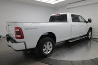 NAVIGATION SYSTEM, SPORT APPEARANCE PACKAGE, REAR AUTO-LEVELLING AIR SUSPENSION, BLACK PREMIUM CLOTH... (image 5)