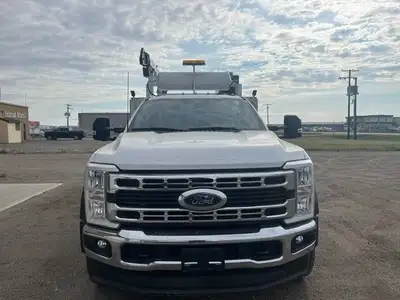 Consignment unit available @ Capital Ford Please contact for more info. *Pictures are for demonstrat...